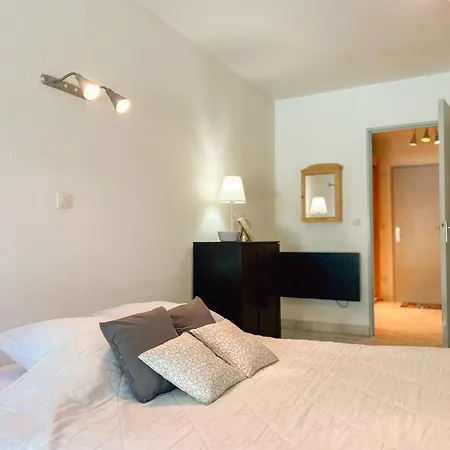 Rez De Jardin Dans Avec Piscine 公寓 邦多勒